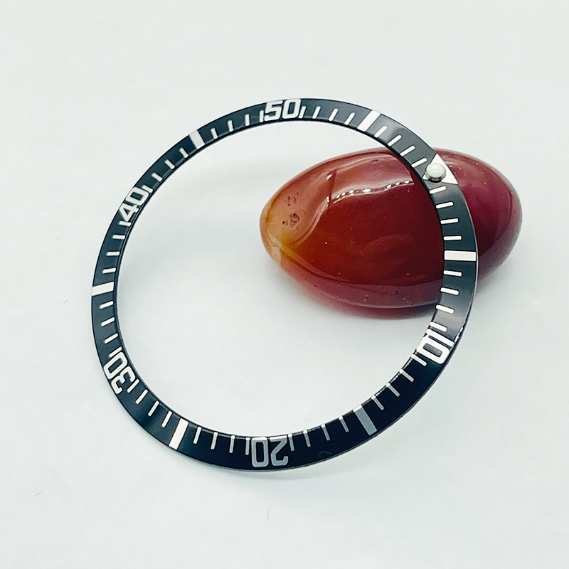 36.5mm Curved Aluminum Watch b - Reel Case incelemesi ve fiyatı
